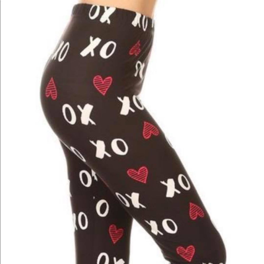 Valentine’s Day Leggings